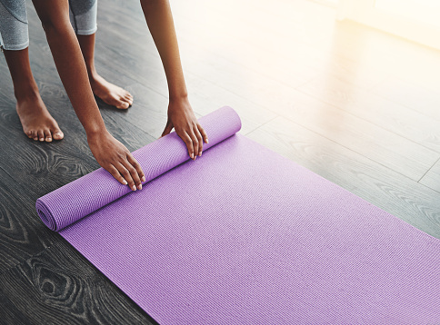 Discover what the yoga mat provides for your health post thumbnail image