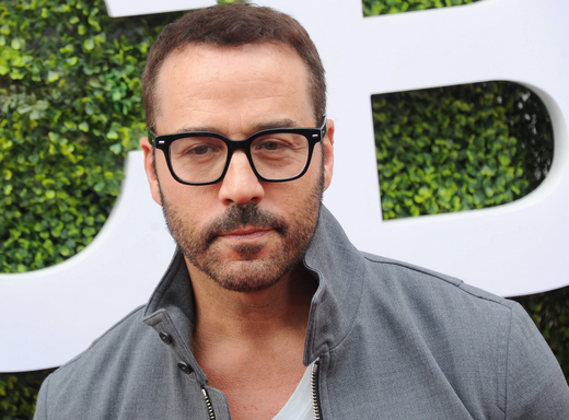 Exploring Jeremy Piven’s Unconventional Path to Fame post thumbnail image