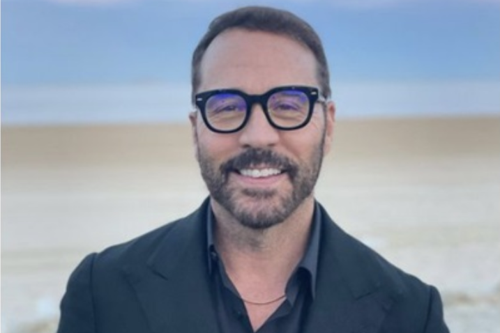 Jeremy Piven: Unveiling the Multi-Talented Actor post thumbnail image