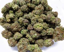 The Smart Shopper’s Guide to Buying Weed in Canada post thumbnail image